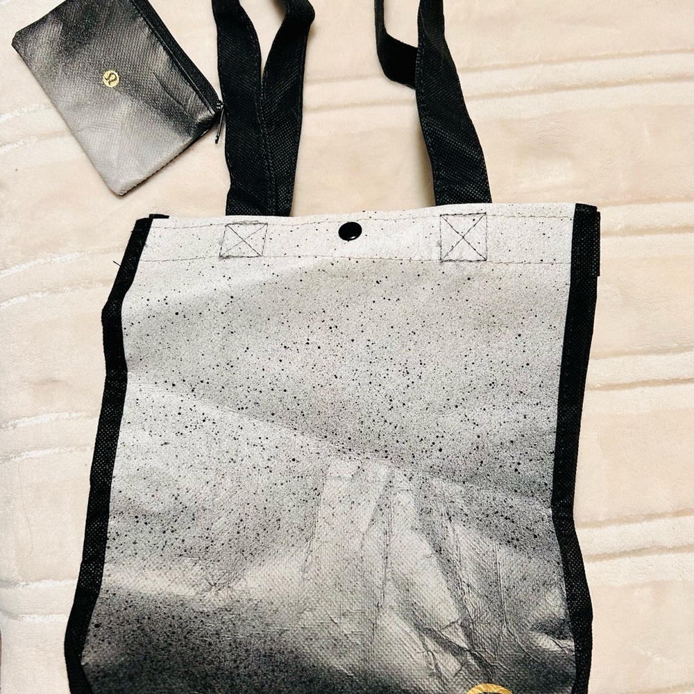Lululemon bundle: Black and Gray Tote Bag with Coin Pouch
